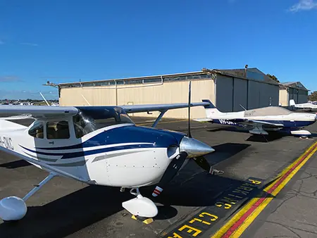 VH-DKC image 6